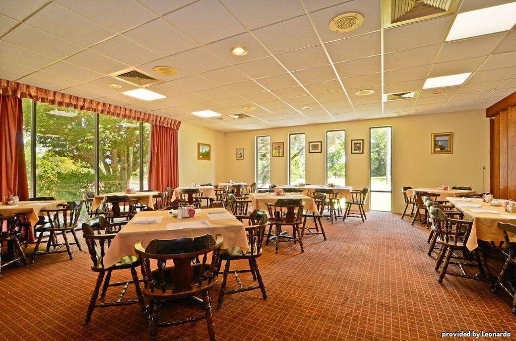 Best Western Crossroads Inn ДеФаніак-Спрінґз Ресторан фото